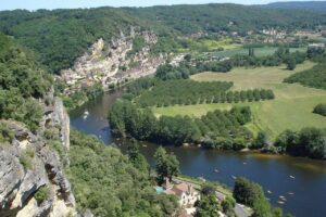 Quelles sont les activités culturelles à faire en Dordogne avec les enfants ?