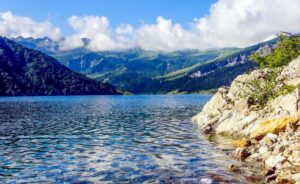 🇫🇷 Découvrir des sports de nature lors de vacances dans les Alpes-Maritimes