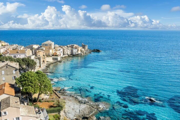 🇫🇷 Quel budget compter pour des vacances en Corse ?