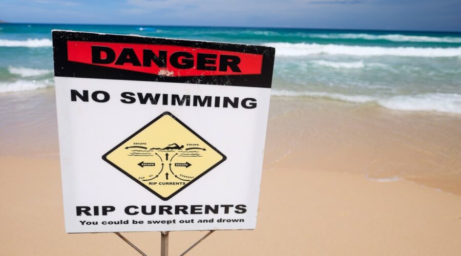 Baïnes : Les précautions Indispensables à prendre pour profiter pleinement des plages