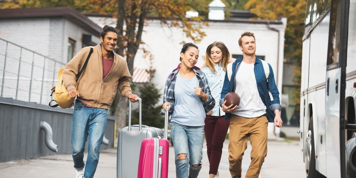 Découvrez les avantages étonnants des voyages en bus