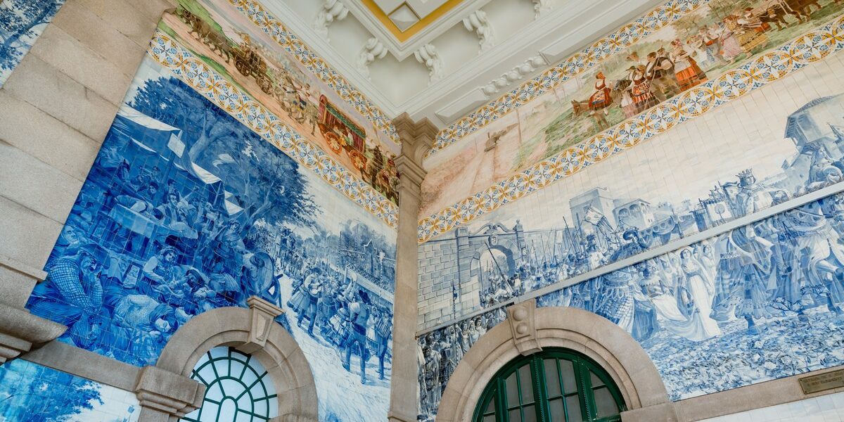 La gare de Porto : un bâtiment emblématique à visiter absolument