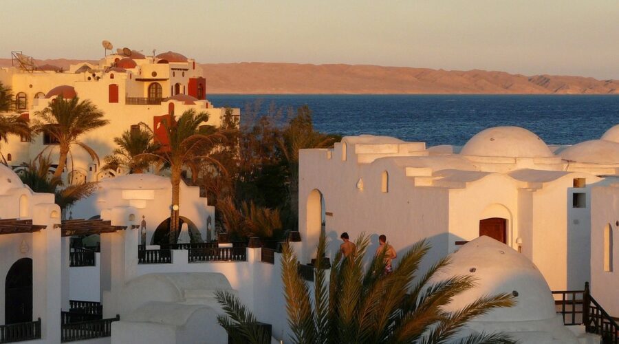 Voyage de rêve à Hurghada : Plages de sable doré et aventures sous-marines
