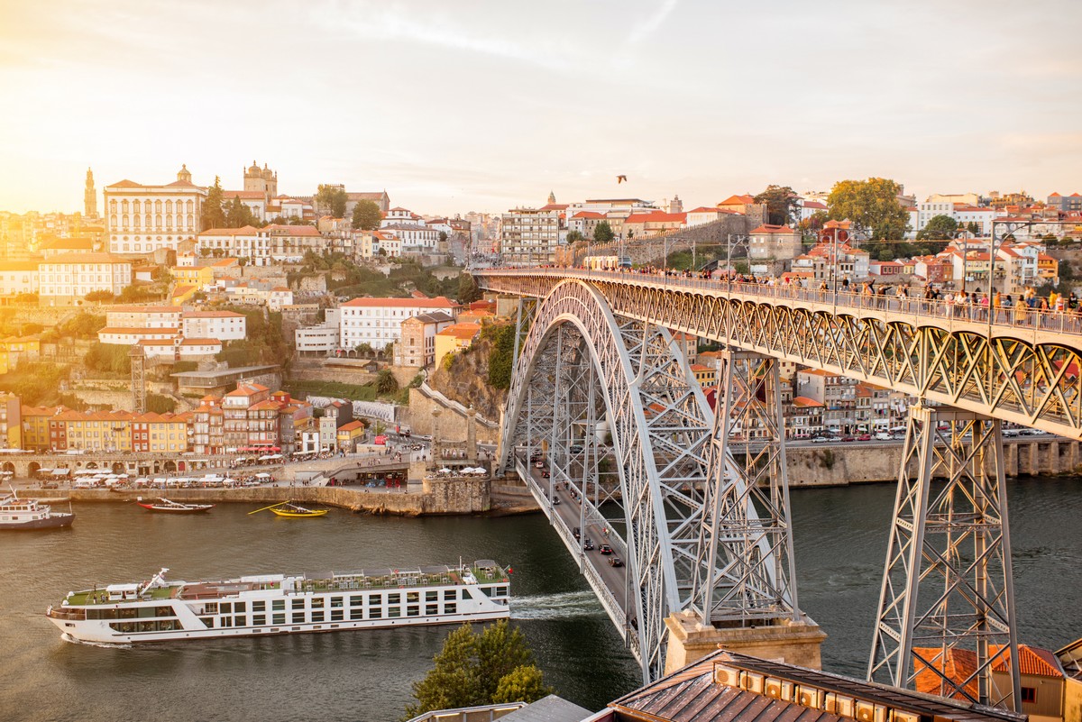 Voyage à Porto : Une immersion totale dans la culture, la cuisine et l'histoire !