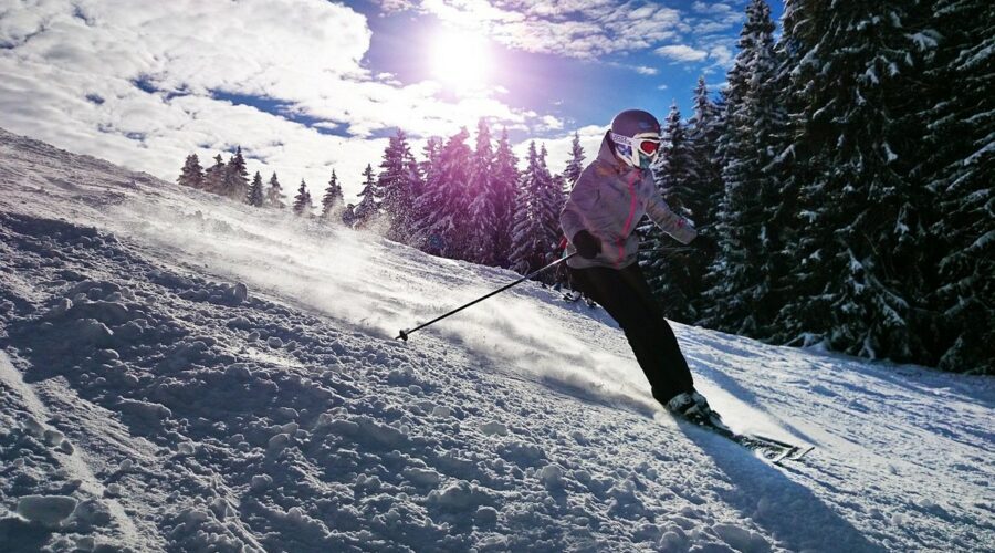 Skier dans les Alpes ou dans les Pyrénées ?