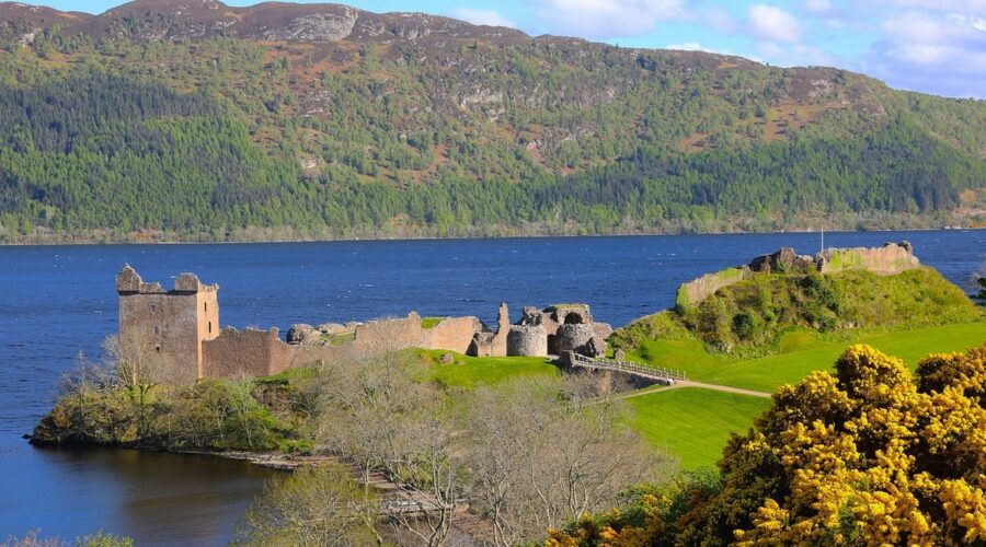 Laissez-vous envoûter par la beauté des Highlands en Écosse !