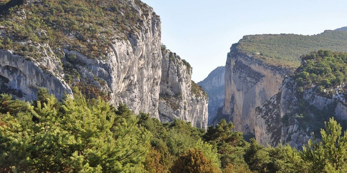 Loin de la Foule ! Les 5 plus belles balades à faire dans des coins de France reculés