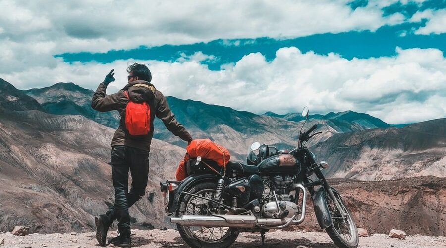 Osez l'expérience du road-trip en moto et partez à la découverte de paysages époustouflants