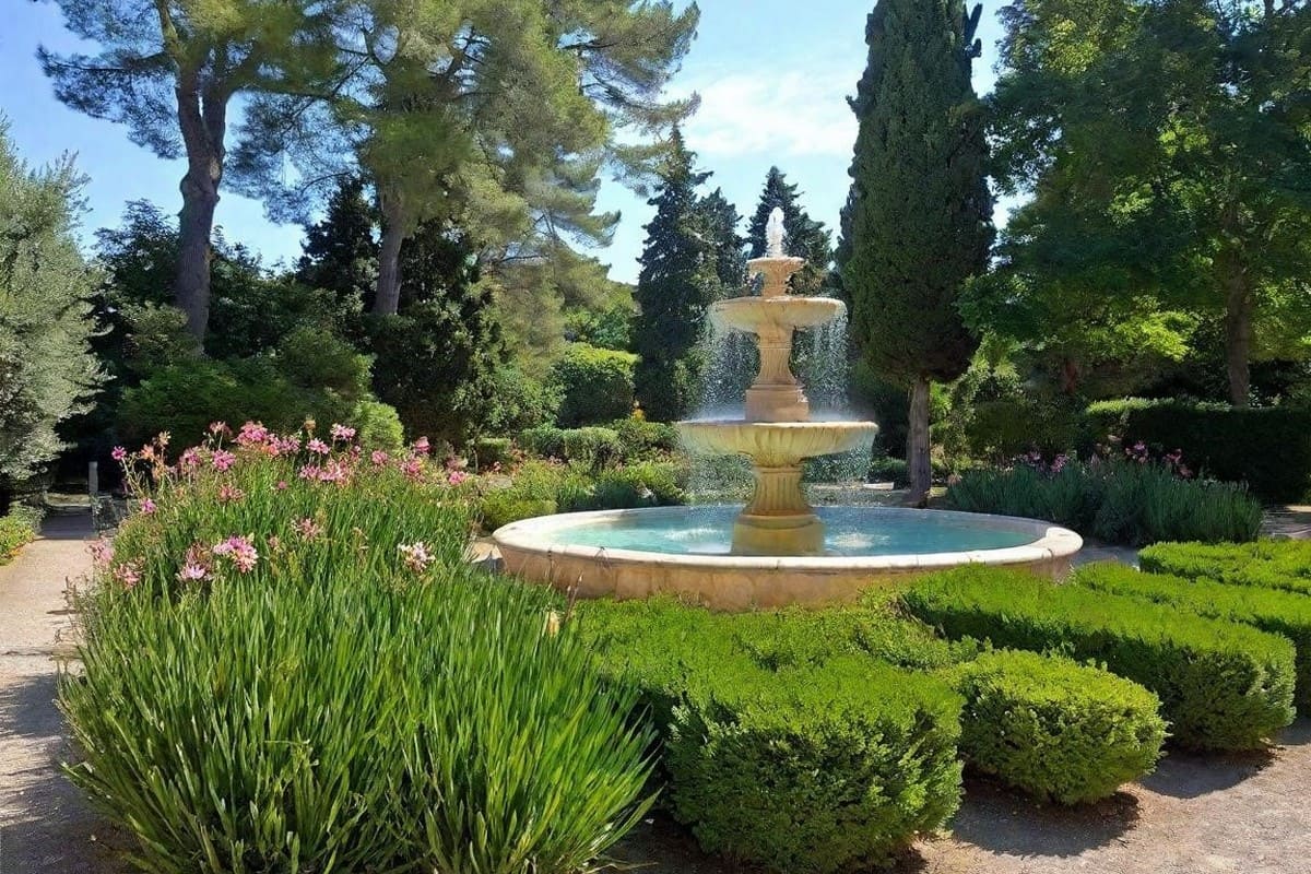 Incontournables jardins secrets en Provence : Des trésors cachés à Découvrir !