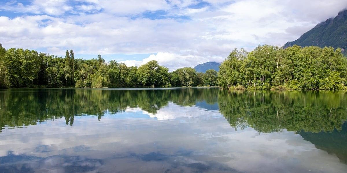 Lac de Savoie à avoir Pavillon bleu