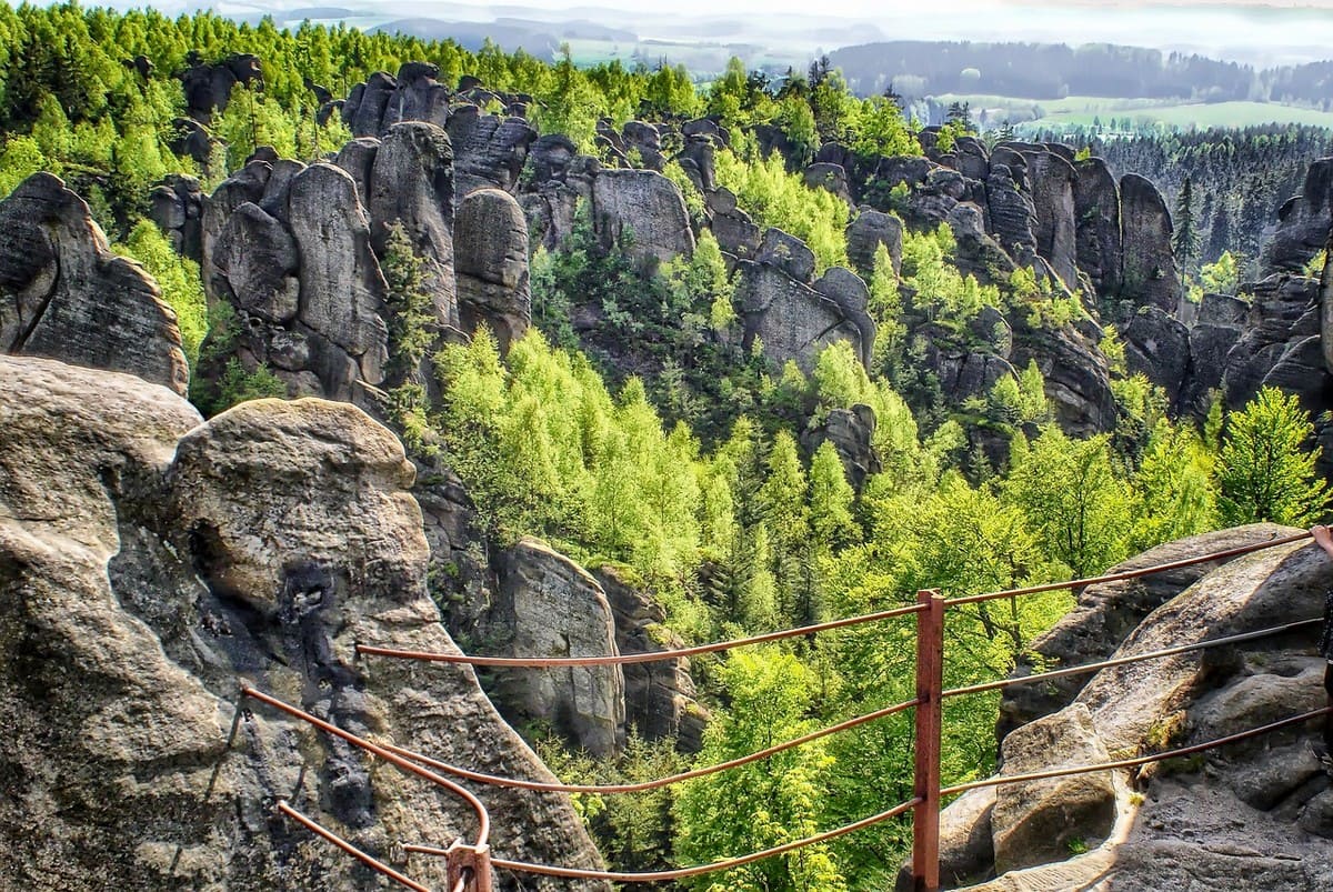 5 Randonnées qui vous feront dire Waouh ! Oubliez les châteaux de ce pays d'Europe et place à l'aventure !