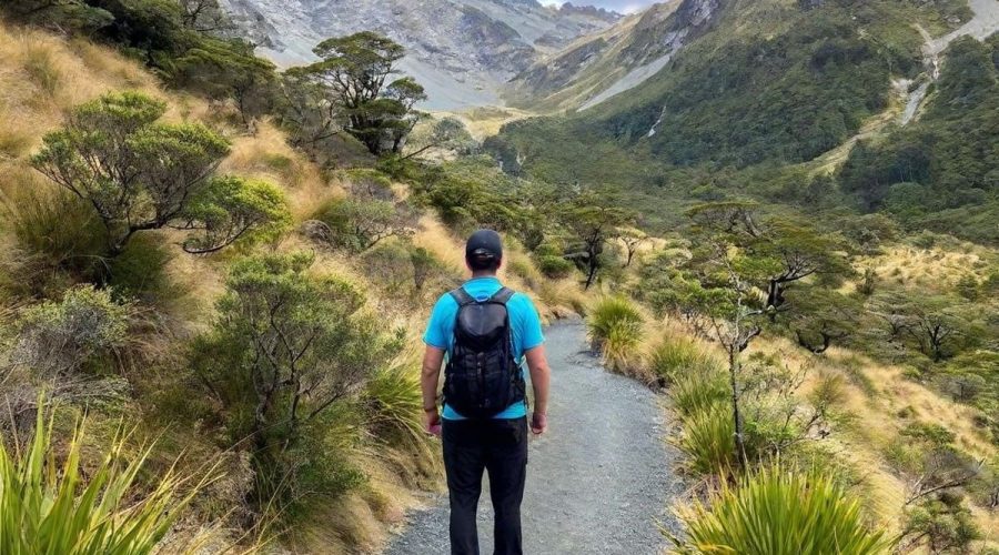 Découvrez les sentiers de randonnée les plus insolites au monde et vivez une aventure unique