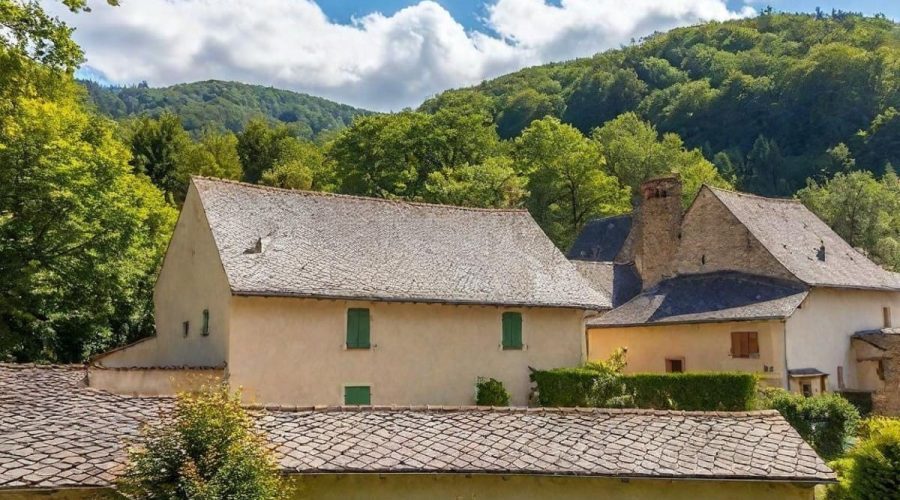 Plus Beaux Villages des Alpes Mancelles