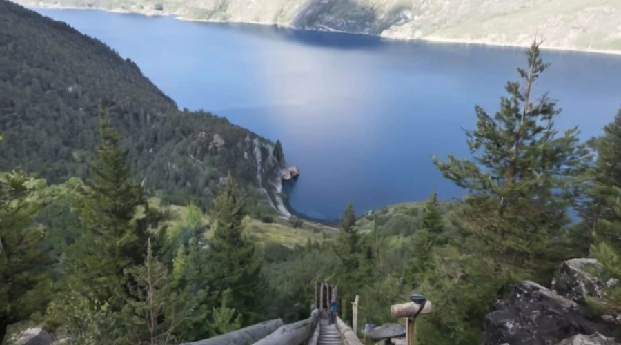 En Norvège, ce monument naturel unique est bien plus qu'une simple randonnée