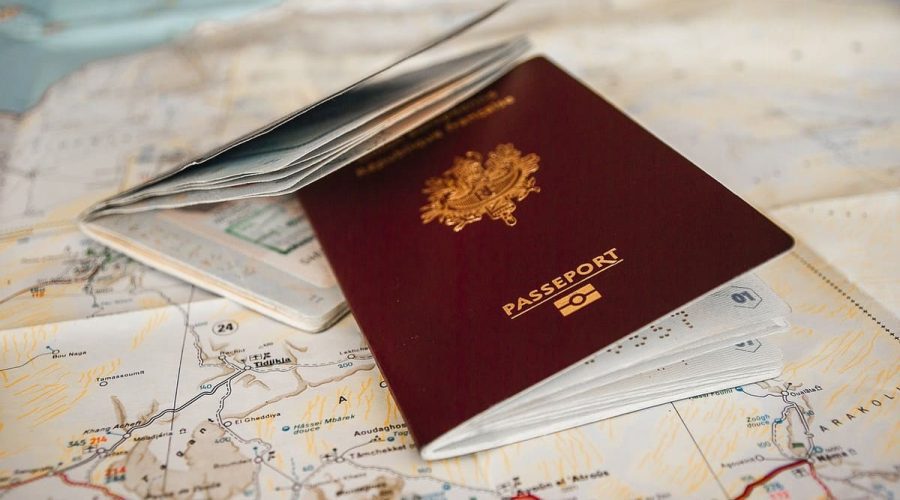 Renouveler votre passeport en ligne : Découvrez les 5 étapes clés pour un renouvellement simplifié